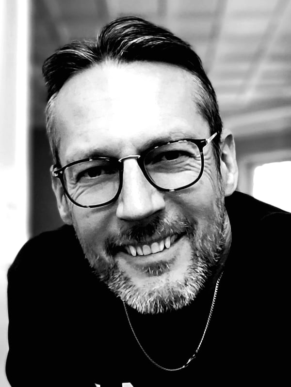 kimmo prof_hymymv