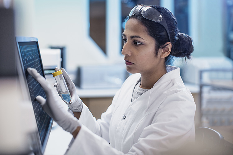 Kun tiede kohtaa tunteet – pehmeät taidot Life Science- ja Pharma-toimialalla
